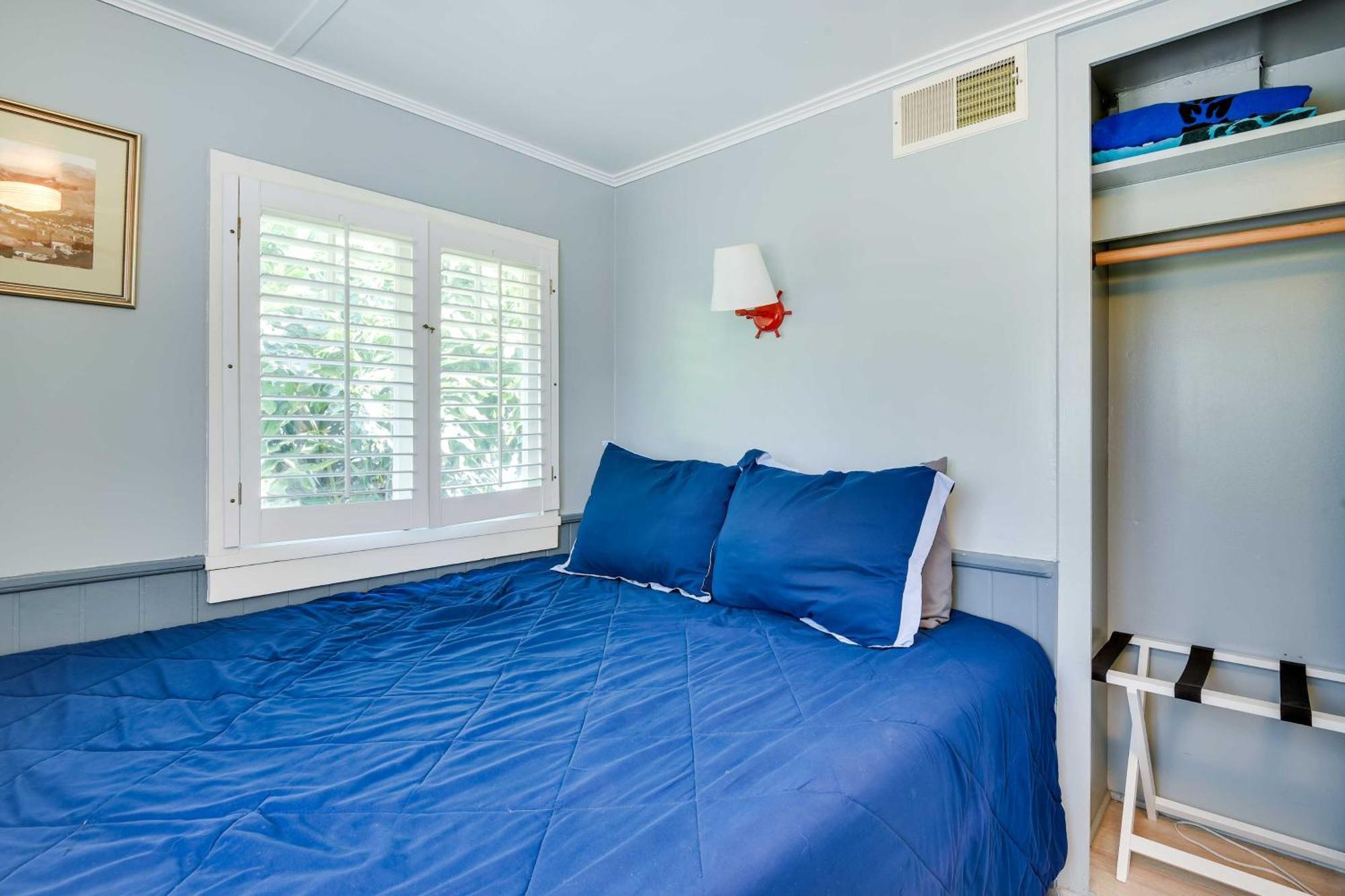 Charming Catalina Gem With Deck Walk To The Beach! أفالون المظهر الخارجي الصورة
